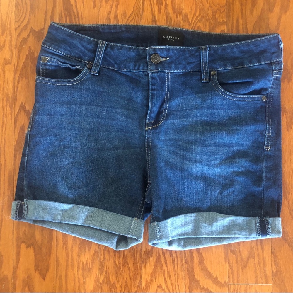 Celebrity Pink women’s denim shorts. Size 9/29.